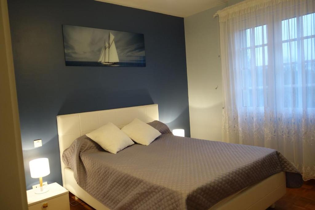 Spacieuse Maison Typique Pour 10 Personnes Vue Mer Plage A 10 Minutes A Pied- Ideale Pour Des Vacances Ou Un Weekend En Famille Ou Entre Amis Étables Exteriör bild